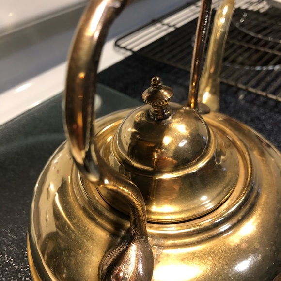 POT BELLY KETTLE ETCHED BRASS TODDY KETTLE MID CENTURY SHABBY CHIC - Picture 6 of 16